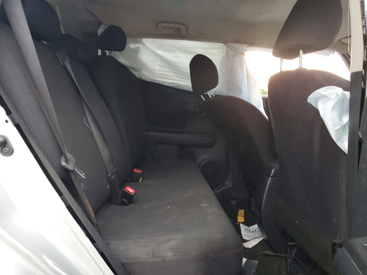 2008 Toyota Scion Xb Silver vin: JTLKE50EX81003629