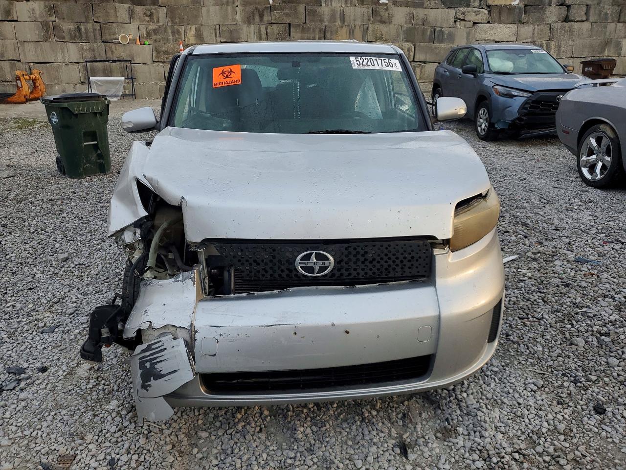 2008 Toyota Scion Xb Silver vin: JTLKE50EX81003629