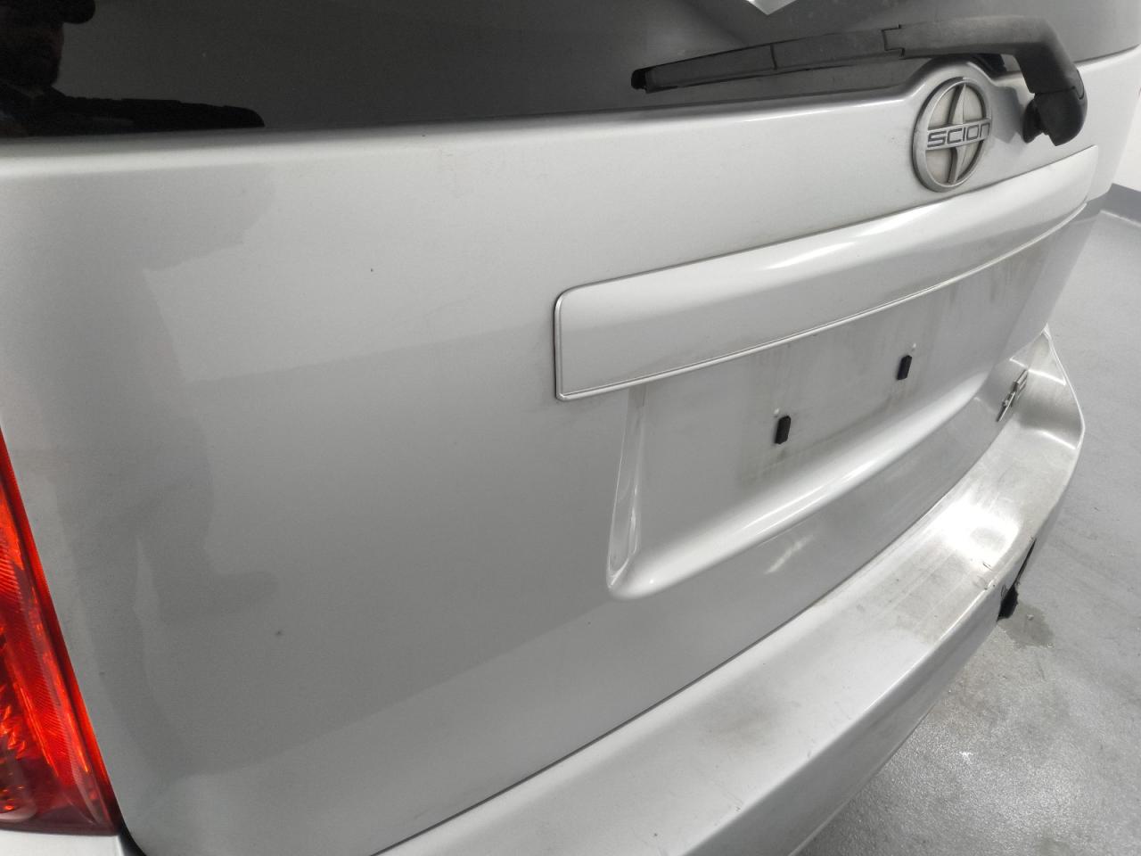 2008 Toyota Scion Xb Silver vin: JTLKE50EX81016963 Damage: Lift Gate, Chipped, 2