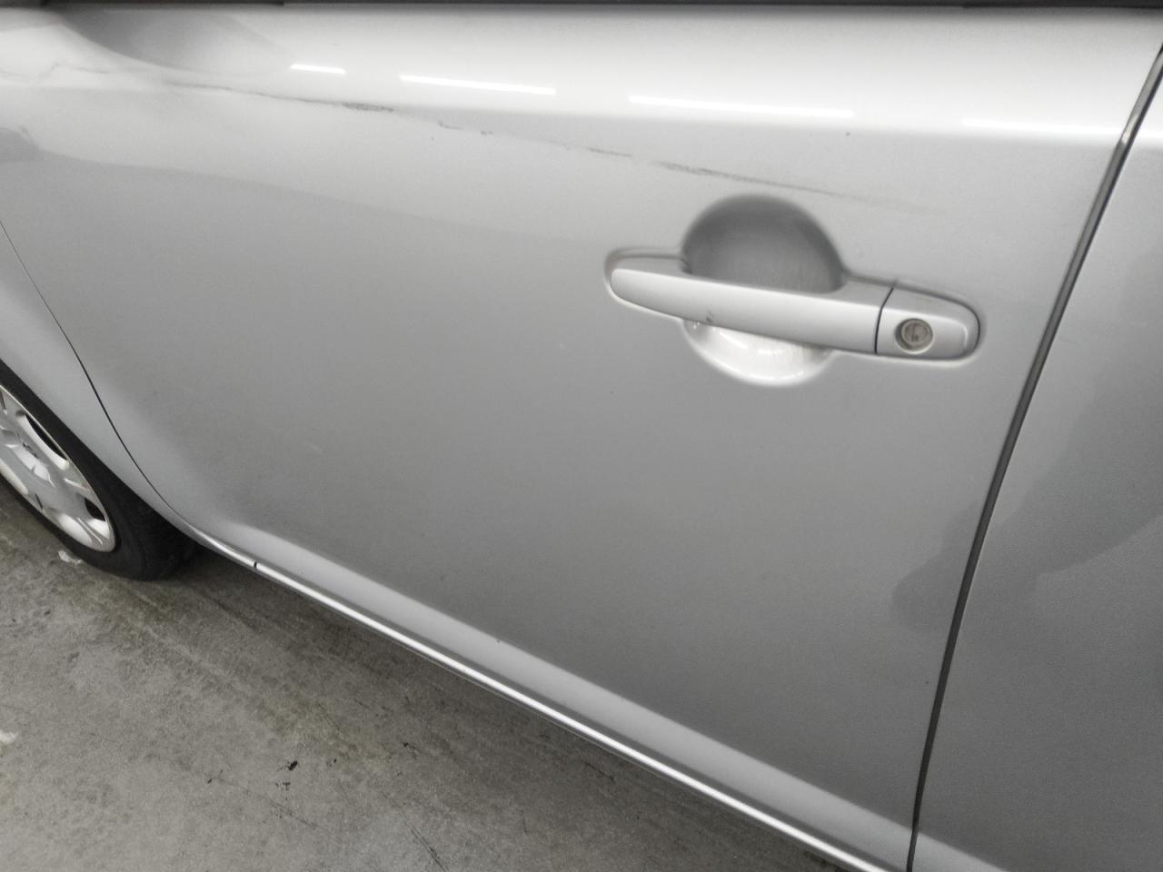 2008 Toyota Scion Xb Silver vin: JTLKE50EX81016963 Damage: Left Front Door, Dent(S) W/ Paint Dmg, > 12 Inches