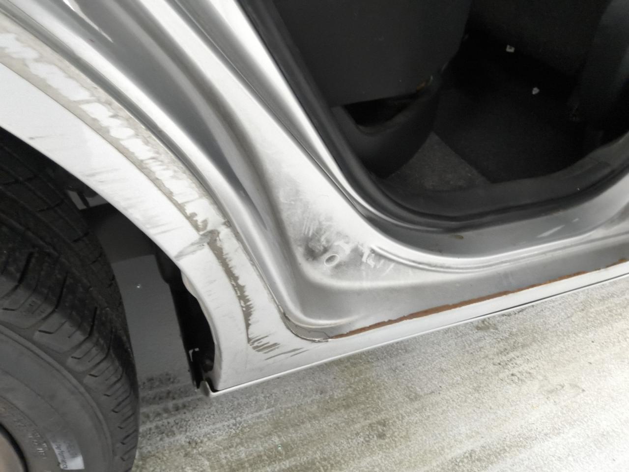 2008 Toyota Scion Xb Silver vin: JTLKE50EX81016963 Damage: Right Rocker Panel, Multiple Scratches Heavy, 3