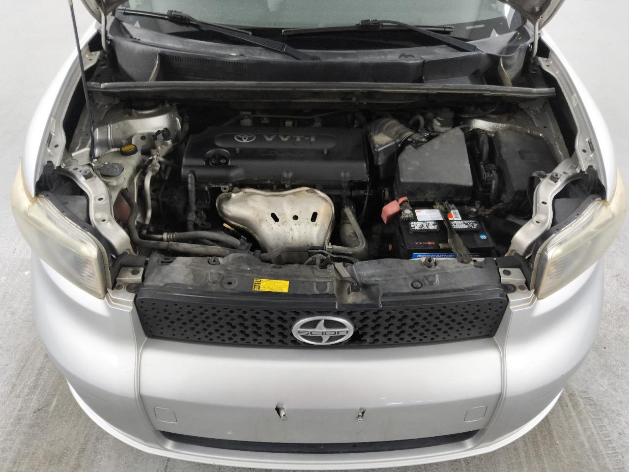 2008 Toyota Scion Xb Silver vin: JTLKE50EX81016963 Damage: Keys, Not Programmed, Repair Required