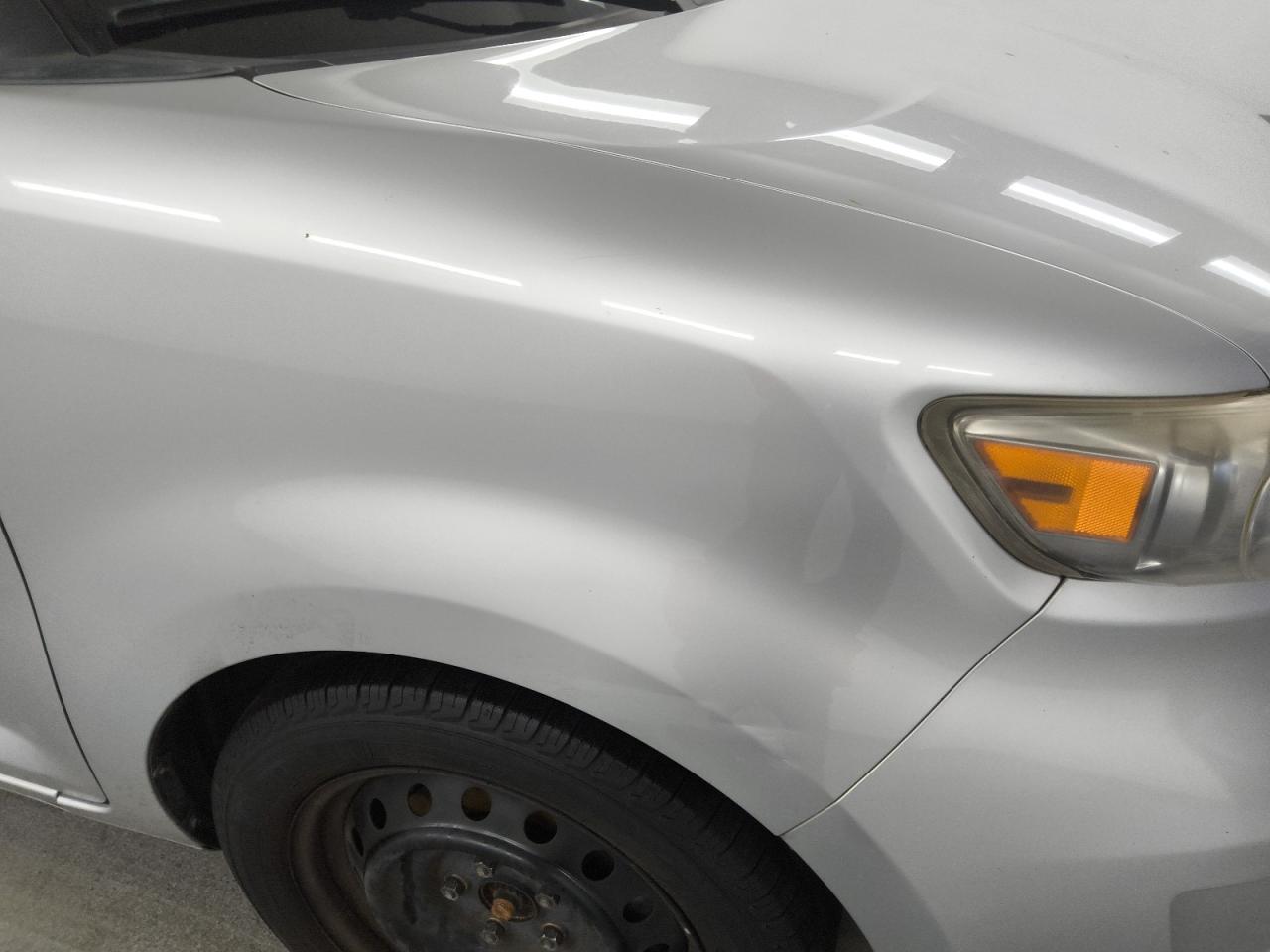 2008 Toyota Scion Xb Silver vin: JTLKE50EX81016963 Damage: Right Front Fender, Dent(S) W/ Paint Dmg, 3 To 4 Inches