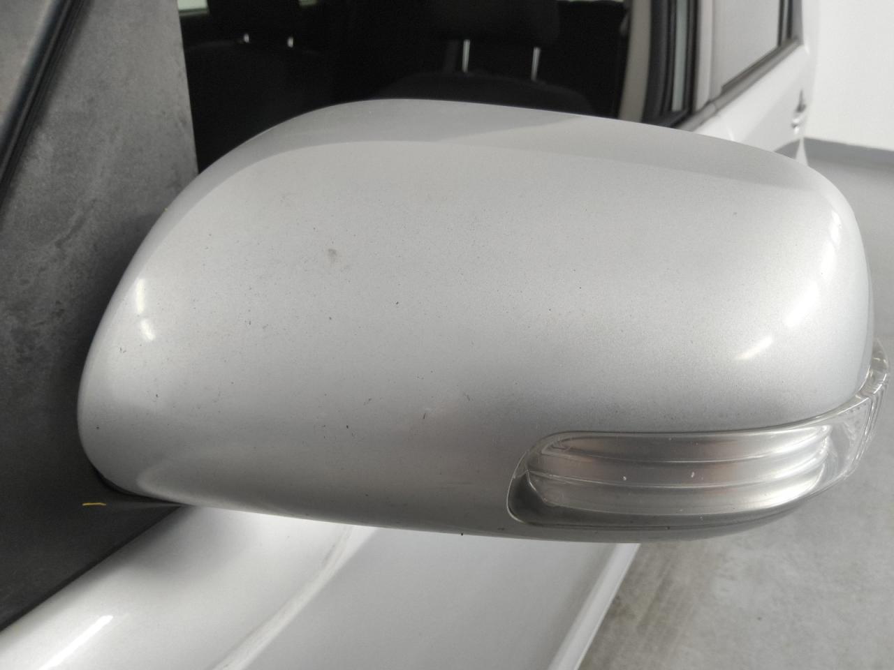 2008 Toyota Scion Xb Silver vin: JTLKE50EX81016963 Damage: Lf Mirror Cover, Chipped, 2