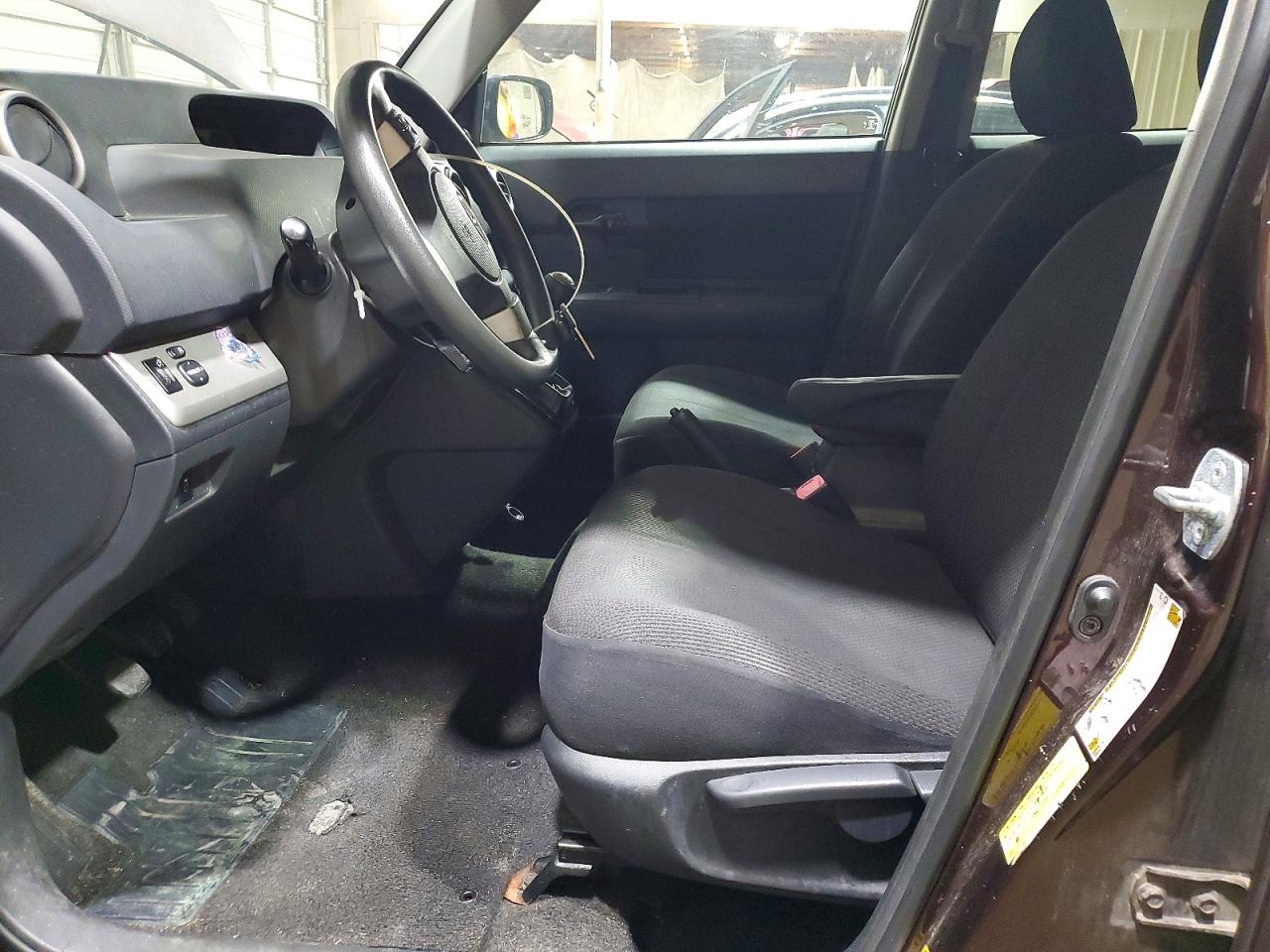 2009 Toyota Scion Xb Purple vin: JTLKE50EX91073049