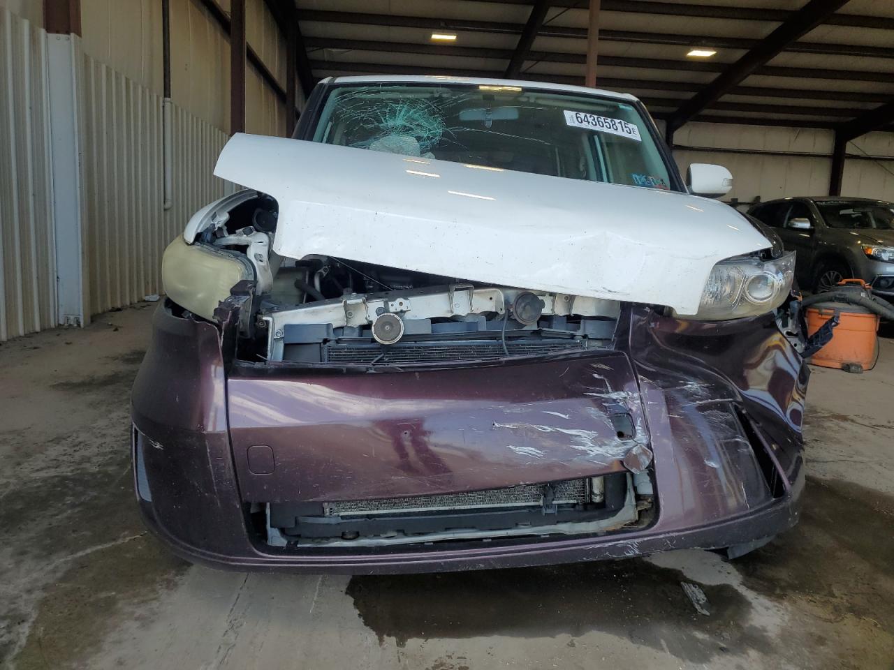 2009 Toyota Scion Xb White vin: JTLKE50EX91076436