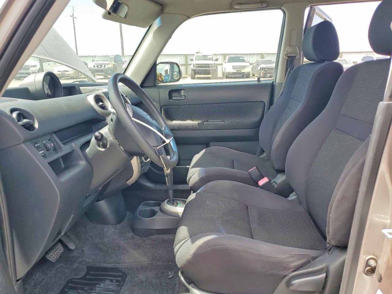 2004 Toyota Scion Xb Серый vin: JTLKT324040148239