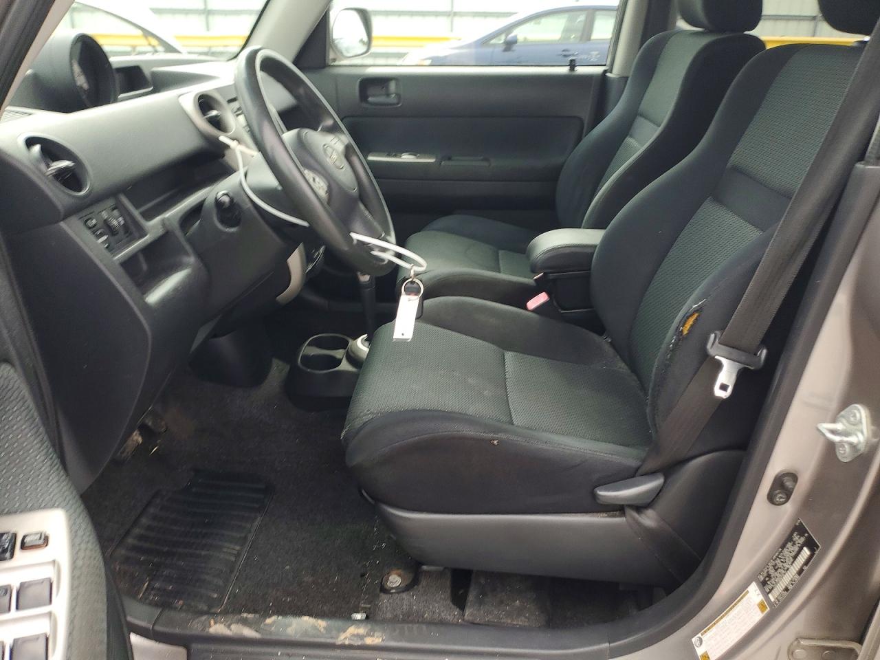 2006 Toyota Scion Xb Silver vin: JTLKT324064126172