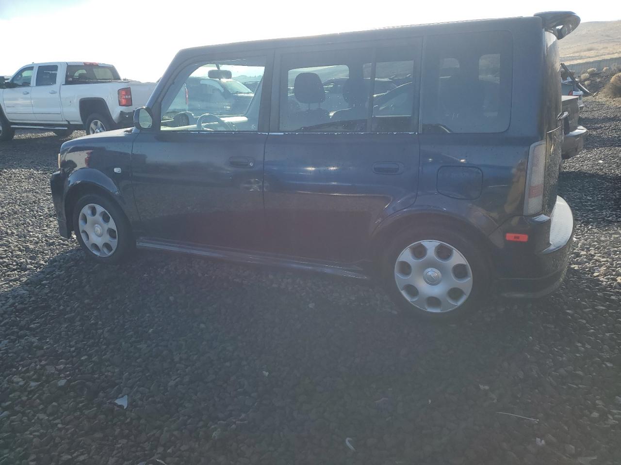 2005 Toyota Scion Xb Blue vin: JTLKT324154025902