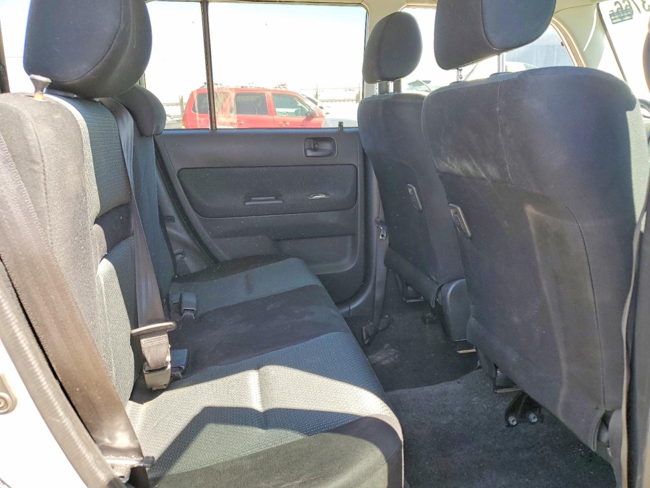 2006 Toyota Scion Xb Серебряный vin: JTLKT324164087656