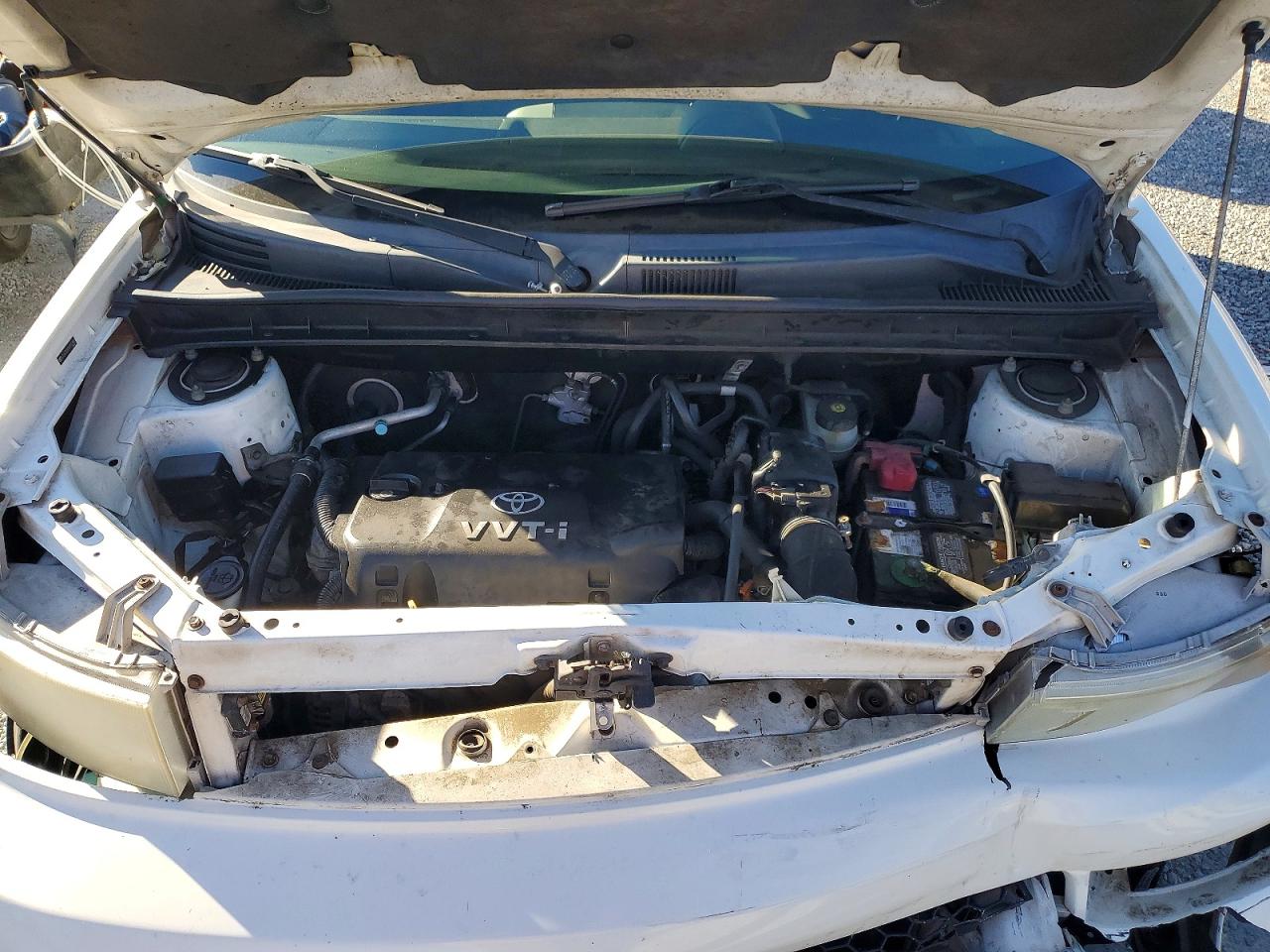 2006 Toyota Scion Xb White vin: JTLKT324164102365