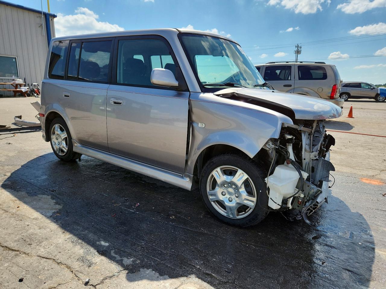 2006 Toyota Scion Xb Silver vin: JTLKT324164108697