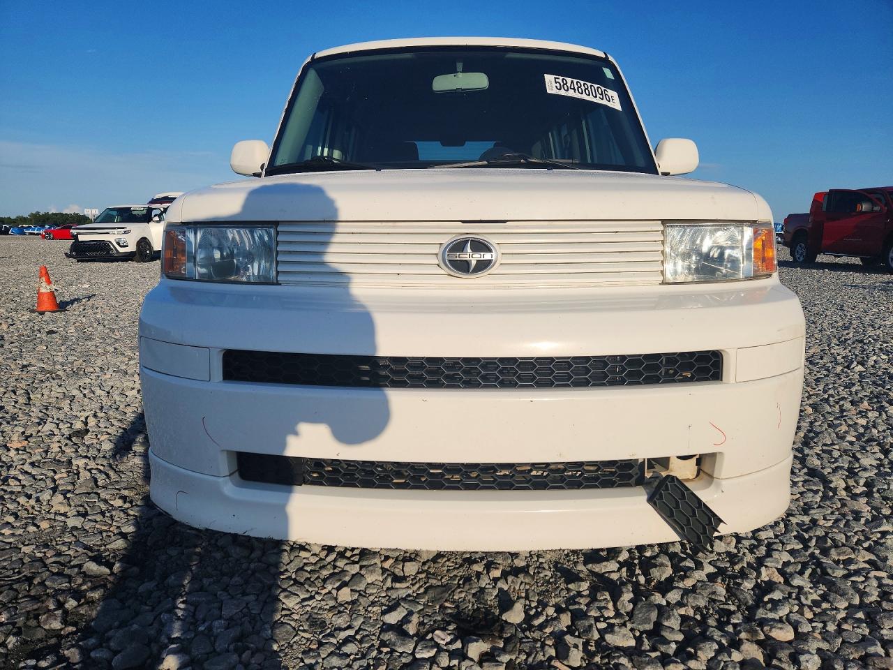 2004 Toyota Scion Xb Белый vin: JTLKT324240152647