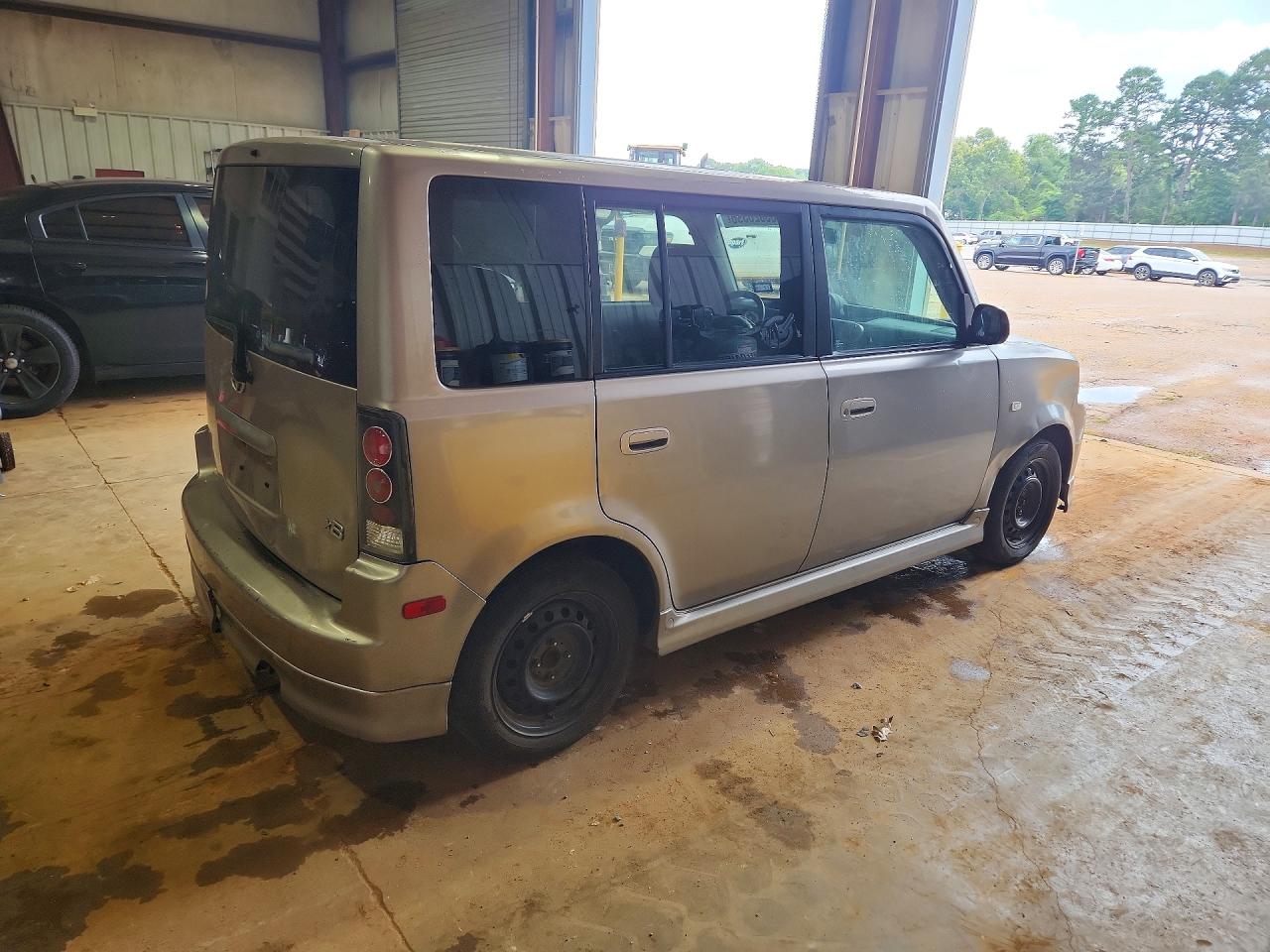2005 Toyota Scion Xb Серый vin: JTLKT324250191062