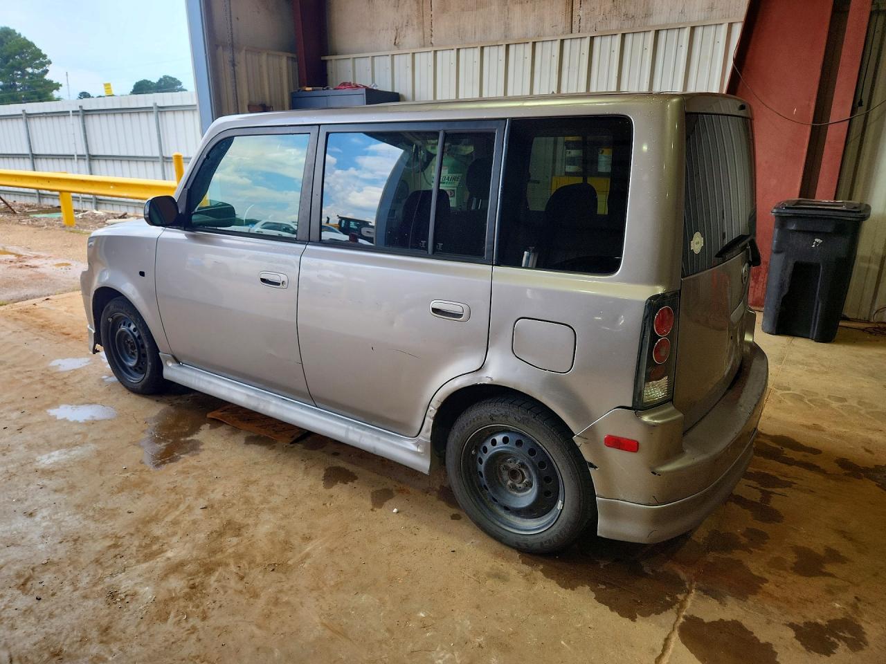 2005 Toyota Scion Xb Серый vin: JTLKT324250191062