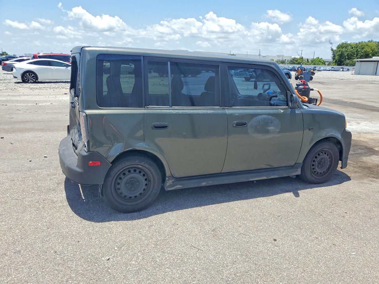 2005 Toyota Scion Xb Gray vin: JTLKT324254006355