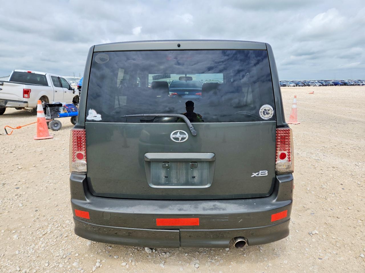 2005 Toyota Scion Xb Зеленый vin: JTLKT324350178482
