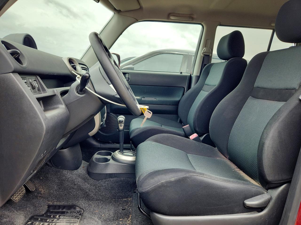 2006 Toyota Scion Xb Темно-бордовый vin: JTLKT324464097646