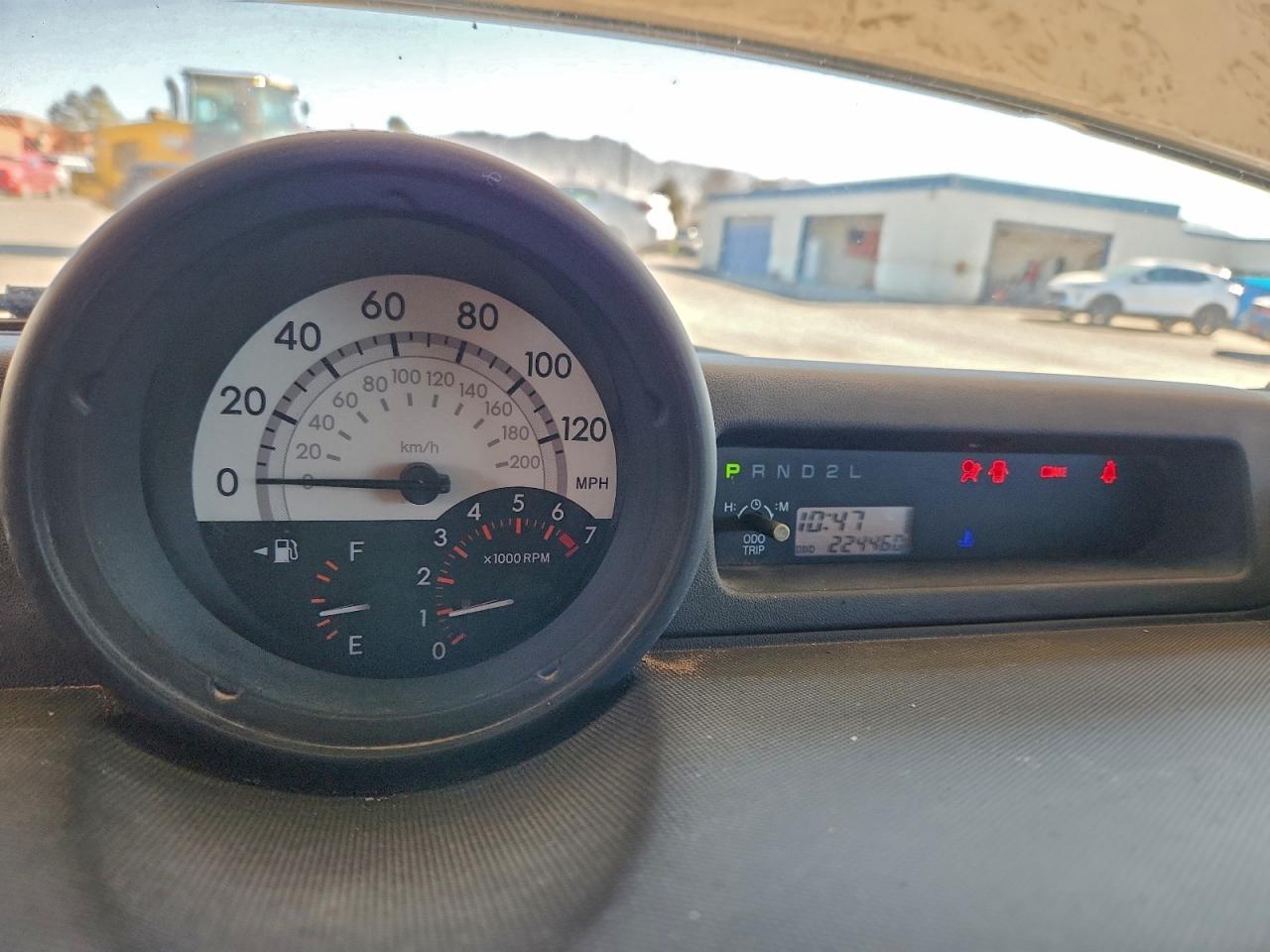 2004 Toyota Scion Xb Silver vin: JTLKT324540147619