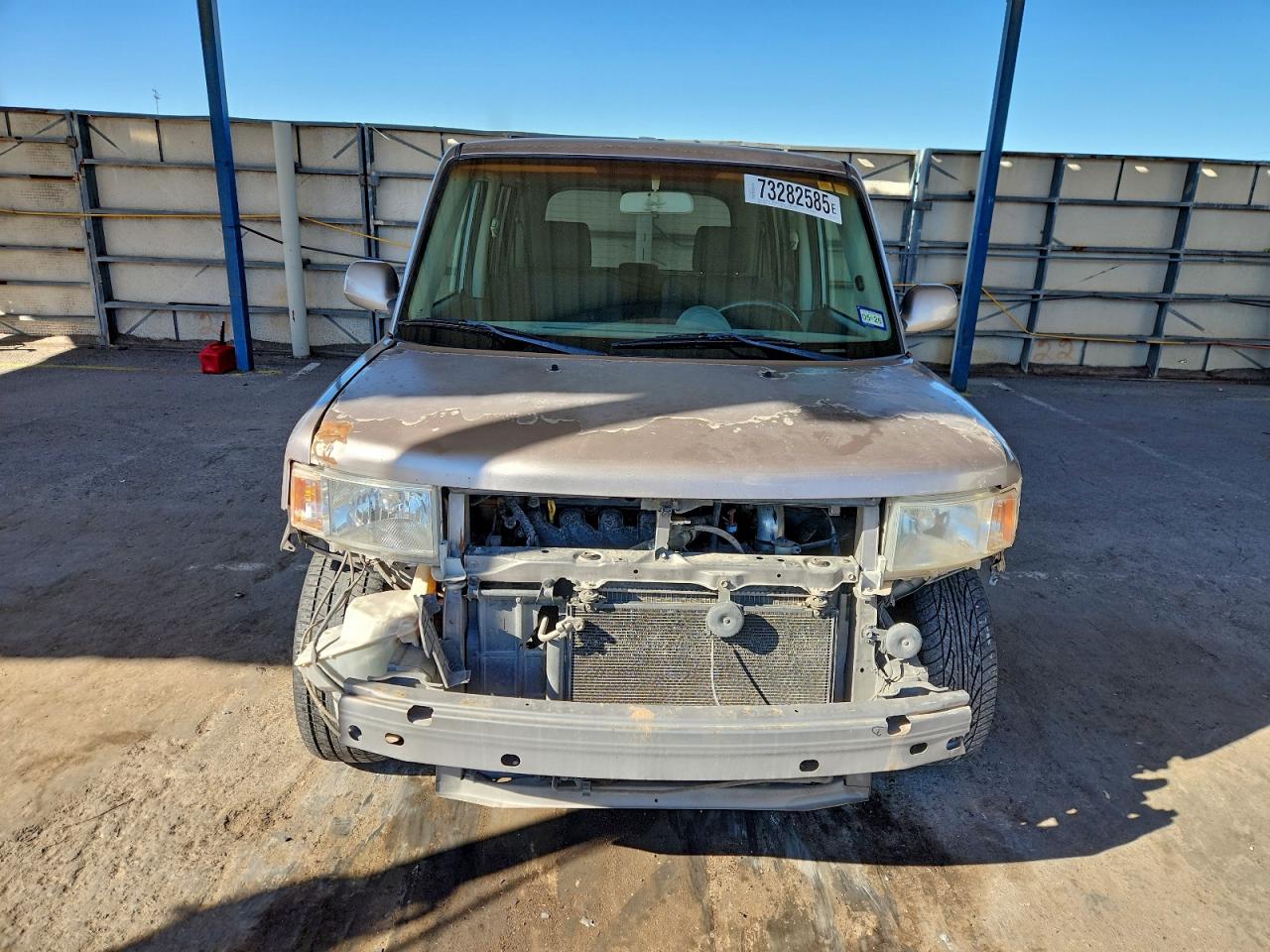 2004 Toyota Scion Xb Silver vin: JTLKT324540147619