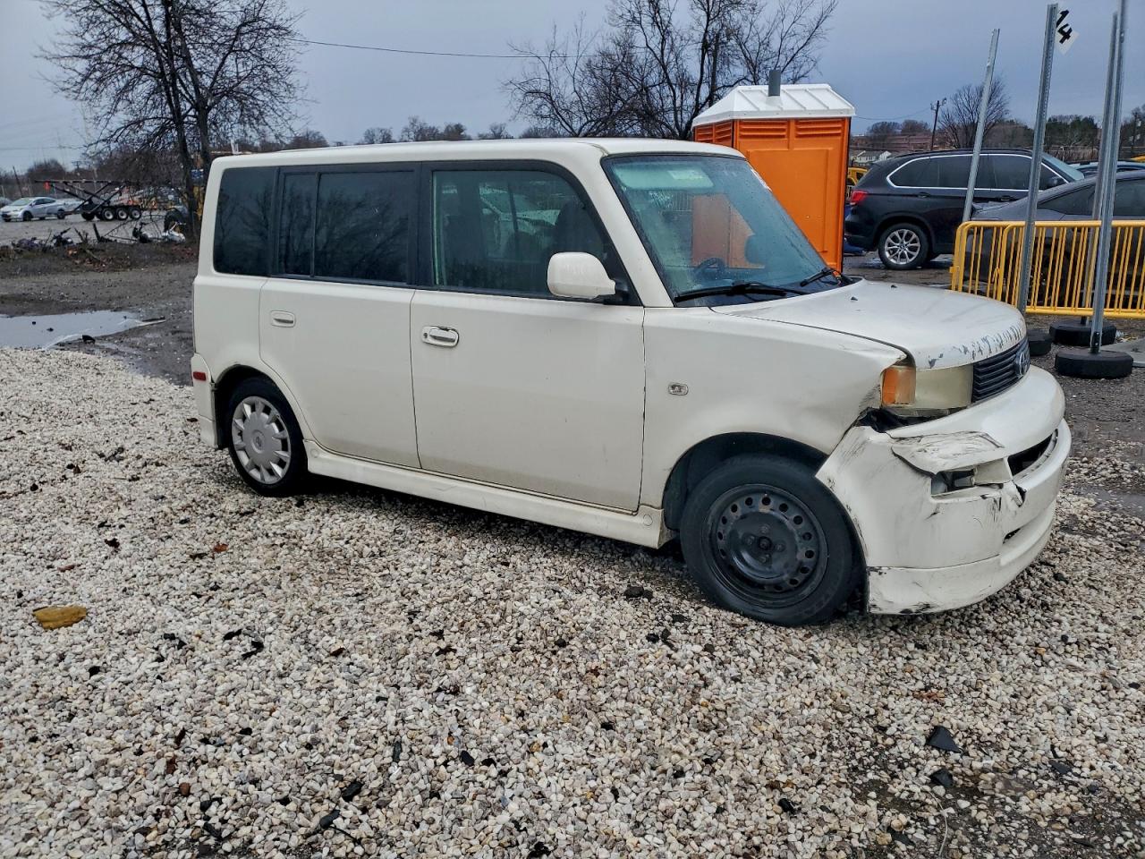 2006 Toyota Scion Xb White vin: JTLKT324664055446