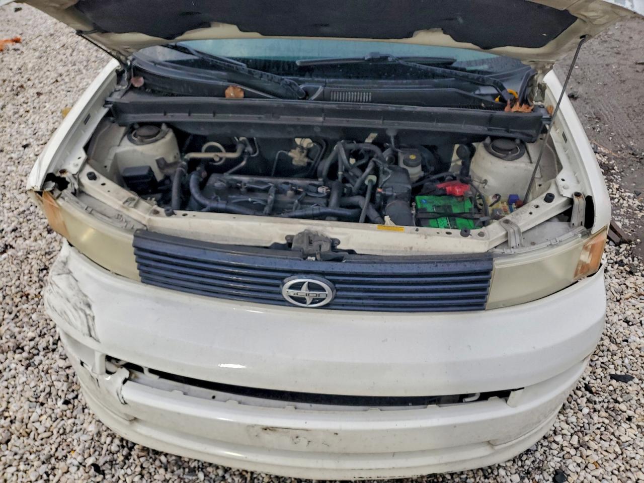 2006 Toyota Scion Xb White vin: JTLKT324664055446