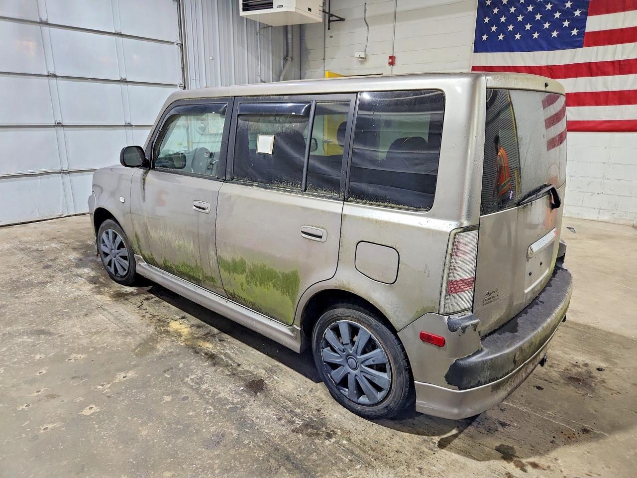 2005 Toyota Scion Xb Silver vin: JTLKT324750172880
