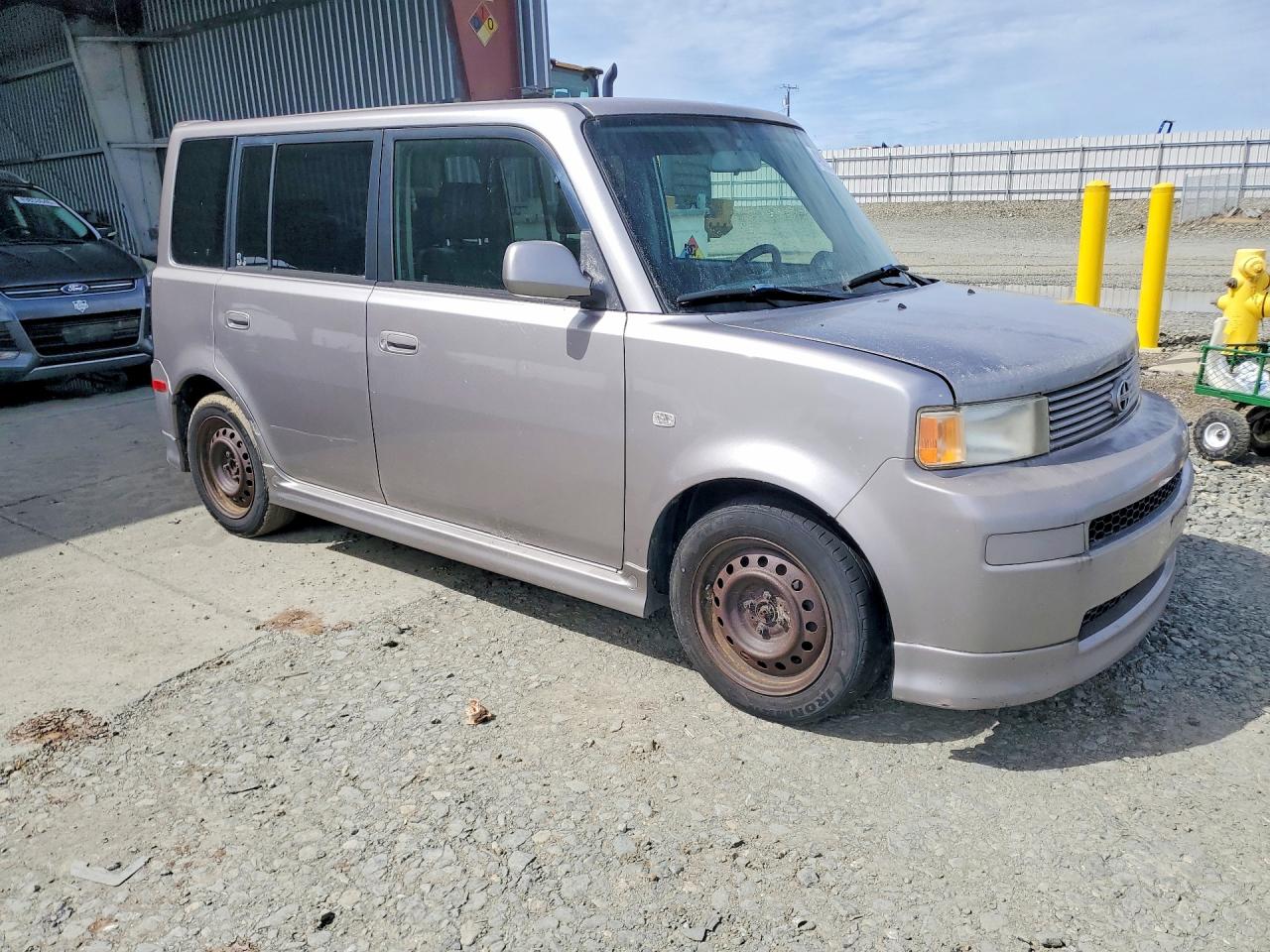2006 Toyota Scion Xb Silver vin: JTLKT324764065449