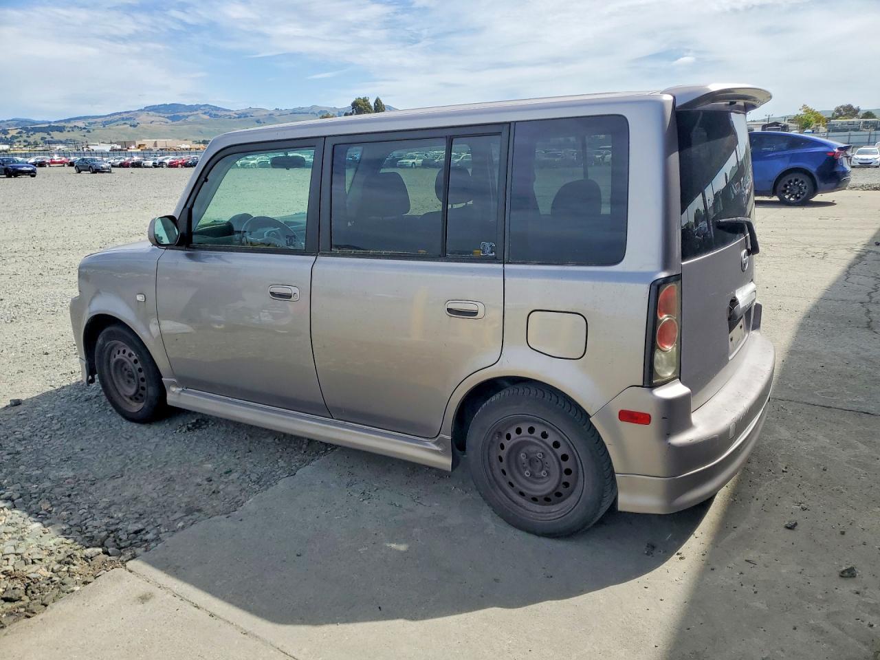 2006 Toyota Scion Xb Silver vin: JTLKT324764065449