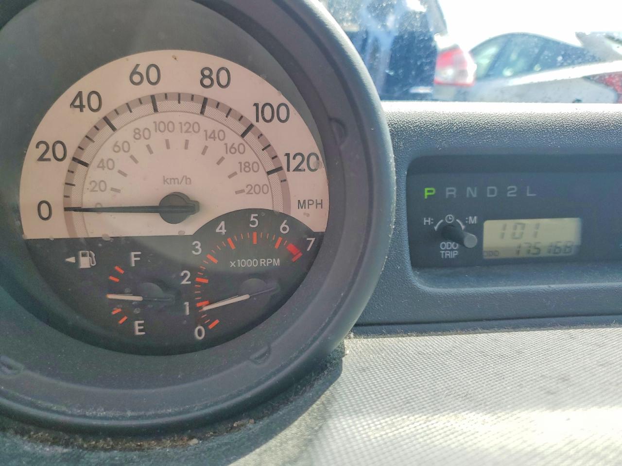 2006 Toyota Scion Xb Silver vin: JTLKT324764065449