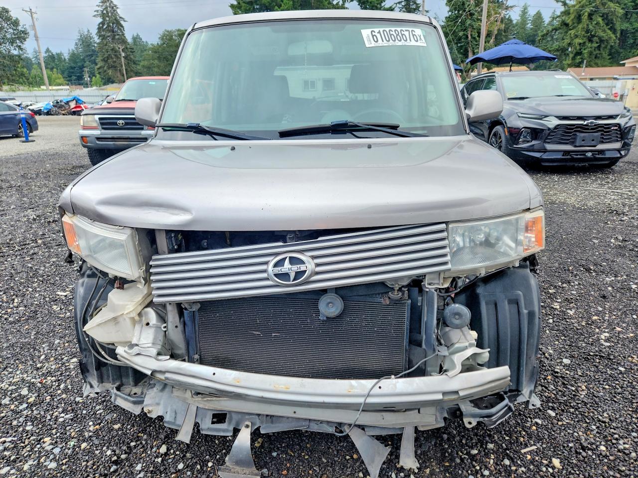 2006 Toyota Scion Xb Silver vin: JTLKT324764106811