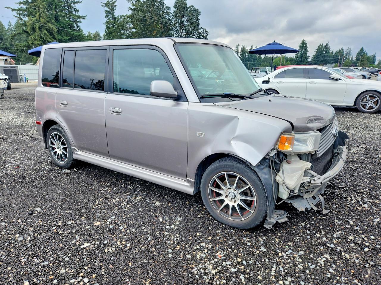 2006 Toyota Scion Xb Silver vin: JTLKT324764106811