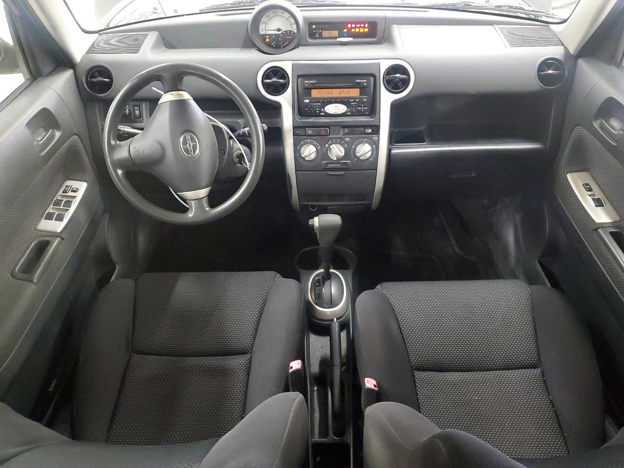2004 Toyota Scion Xb Gray vin: JTLKT324840152278