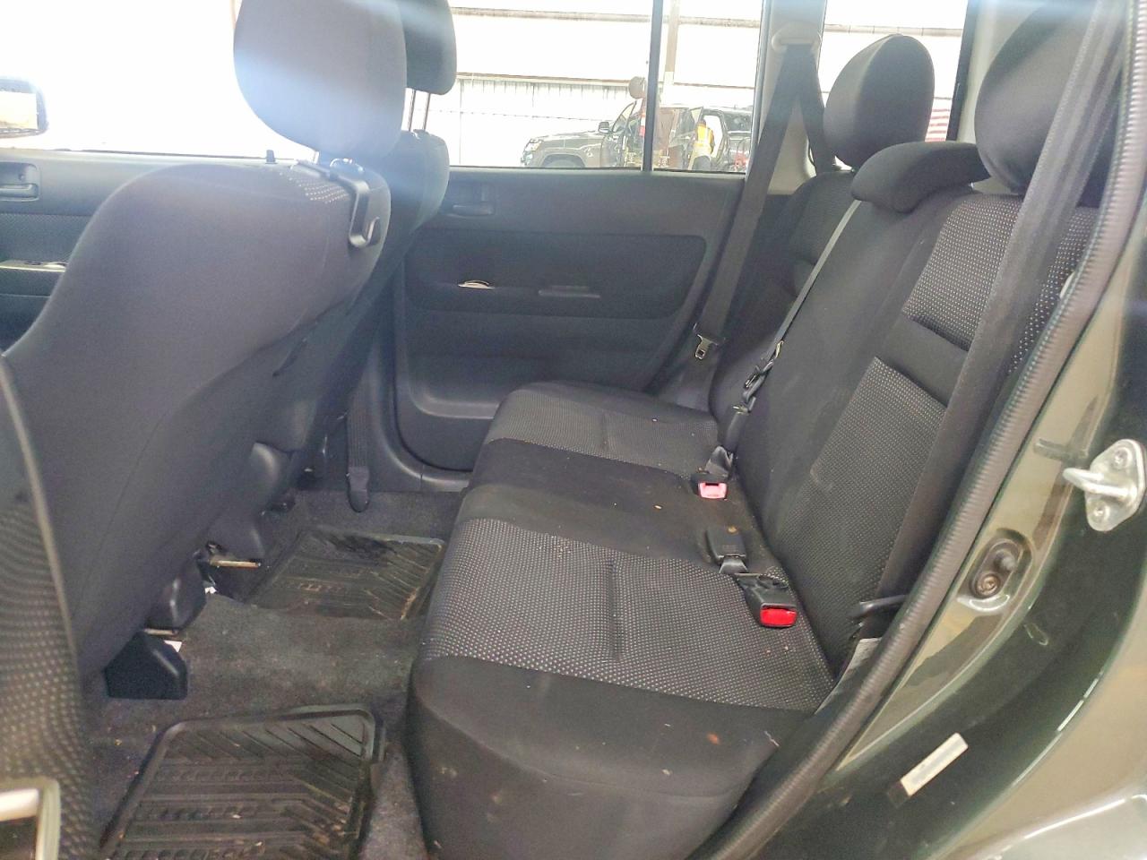 2004 Toyota Scion Xb Gray vin: JTLKT324840152278