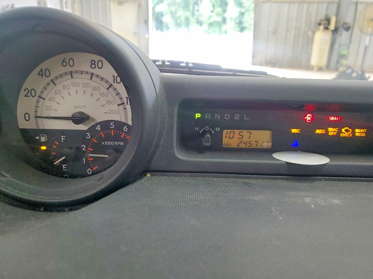 2004 Toyota Scion Xb Gray vin: JTLKT324840152278