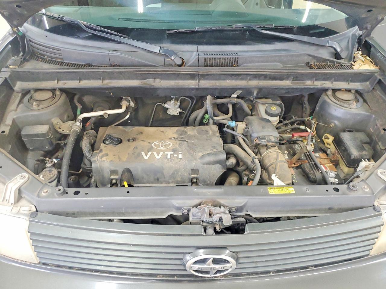 2004 Toyota Scion Xb Gray vin: JTLKT324840152278