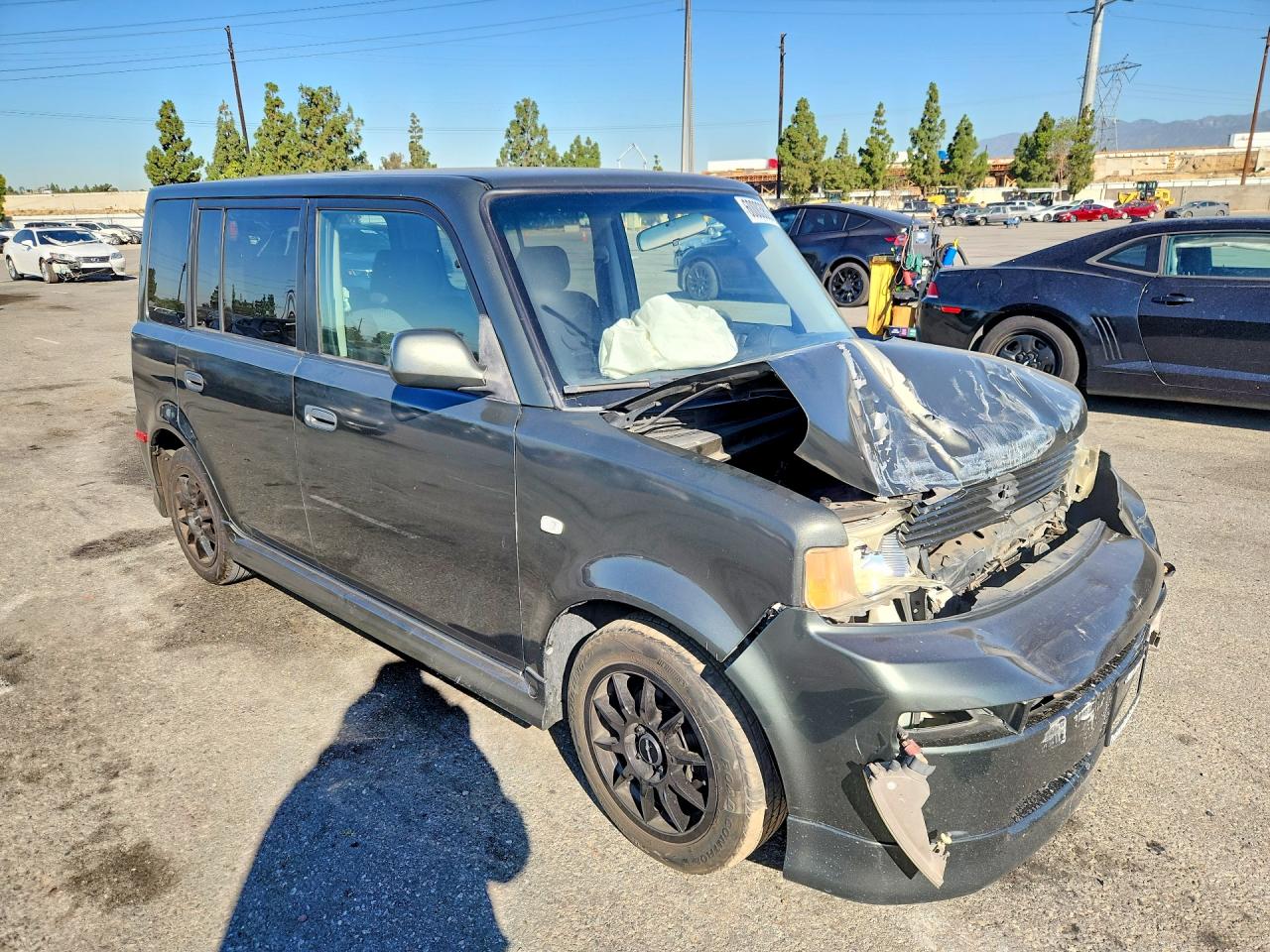 2005 Toyota Scion Xb Green vin: JTLKT324850183550