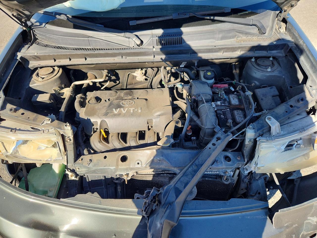 2005 Toyota Scion Xb Green vin: JTLKT324850183550