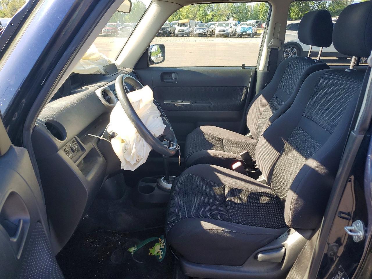 2005 Toyota Scion Xb Black vin: JTLKT324850207314