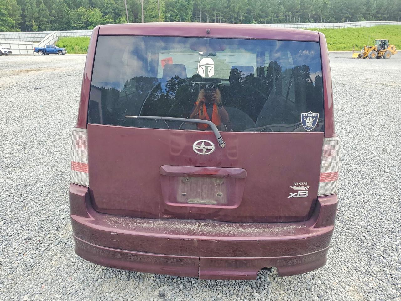 2006 Toyota Scion Xb Burgundy vin: JTLKT324864049230