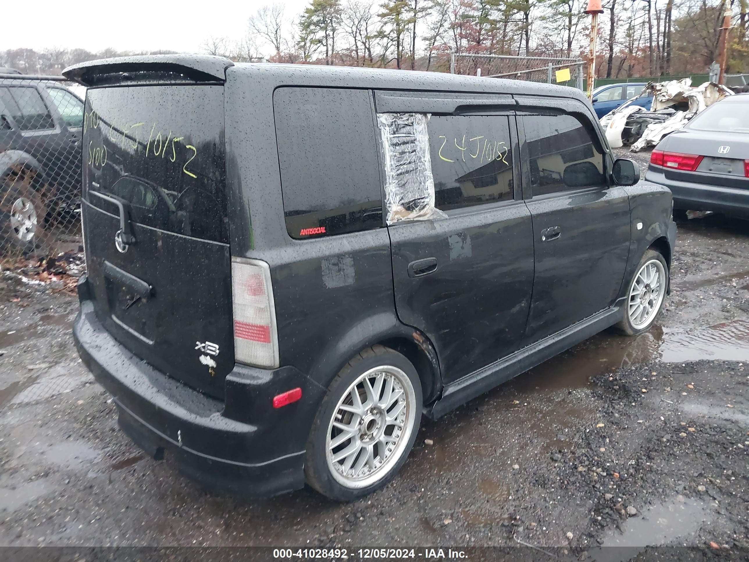 2006 Scion Xb   Brown vin: JTLKT324864087850