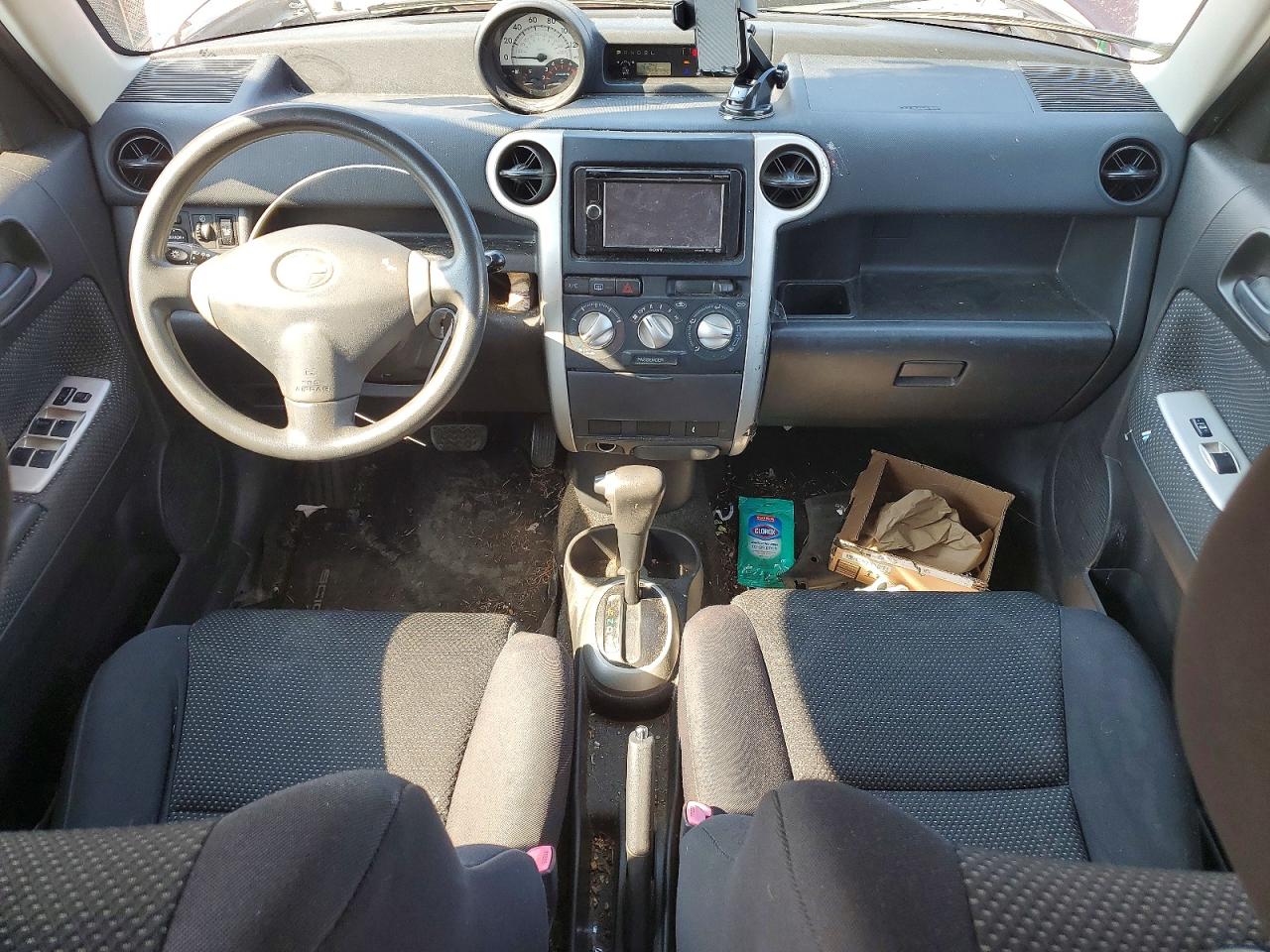 2005 Toyota Scion Xb Фиолетовый vin: JTLKT324950210643