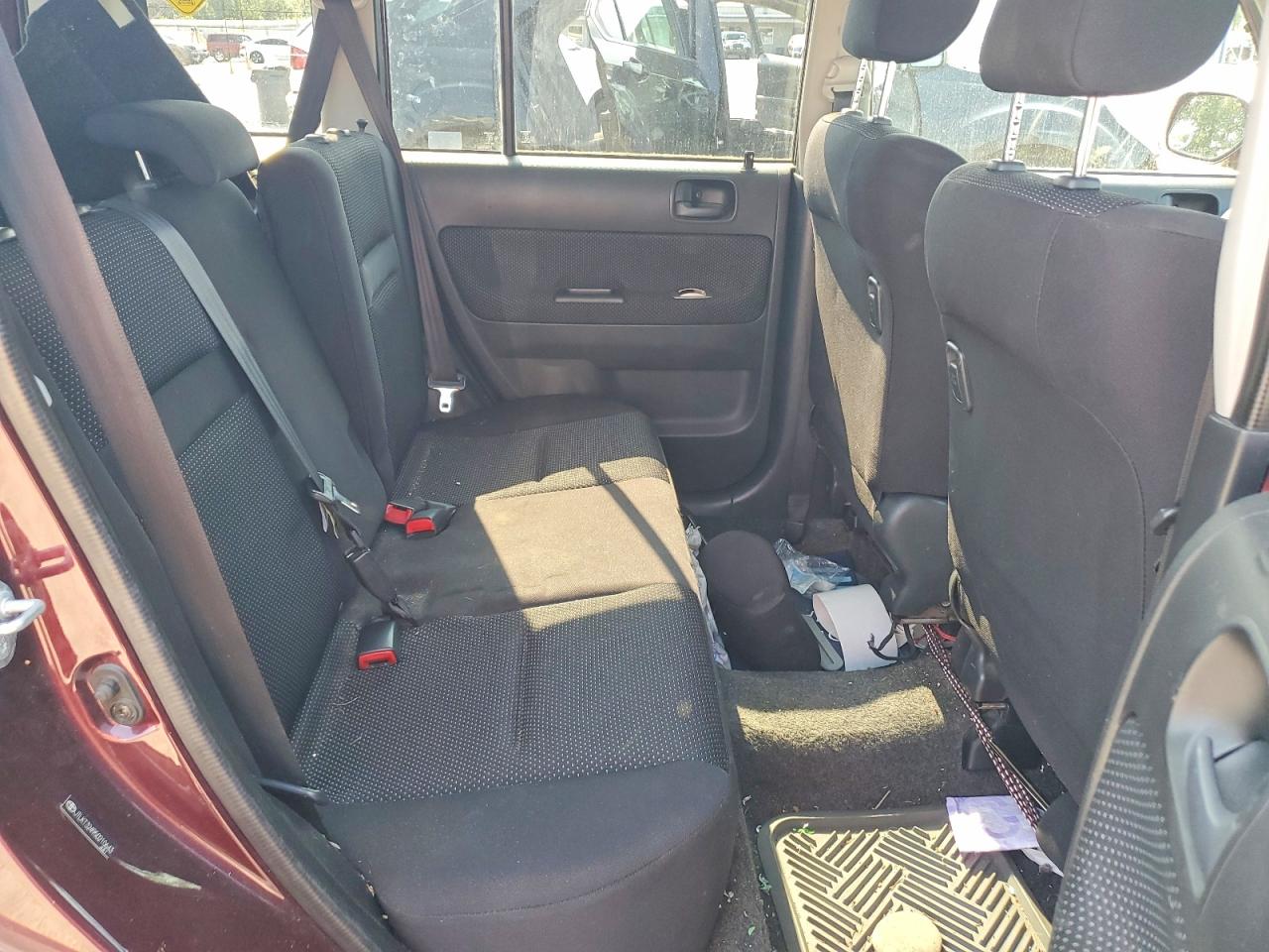 2005 Toyota Scion Xb Фиолетовый vin: JTLKT324950210643