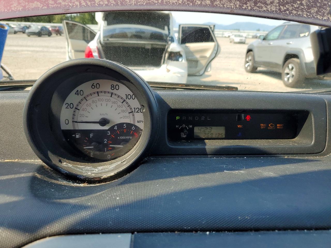 2005 Toyota Scion Xb Фиолетовый vin: JTLKT324950210643