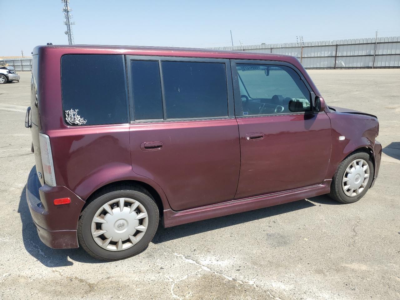 2006 Toyota Scion Xb Burgundy vin: JTLKT324964034932