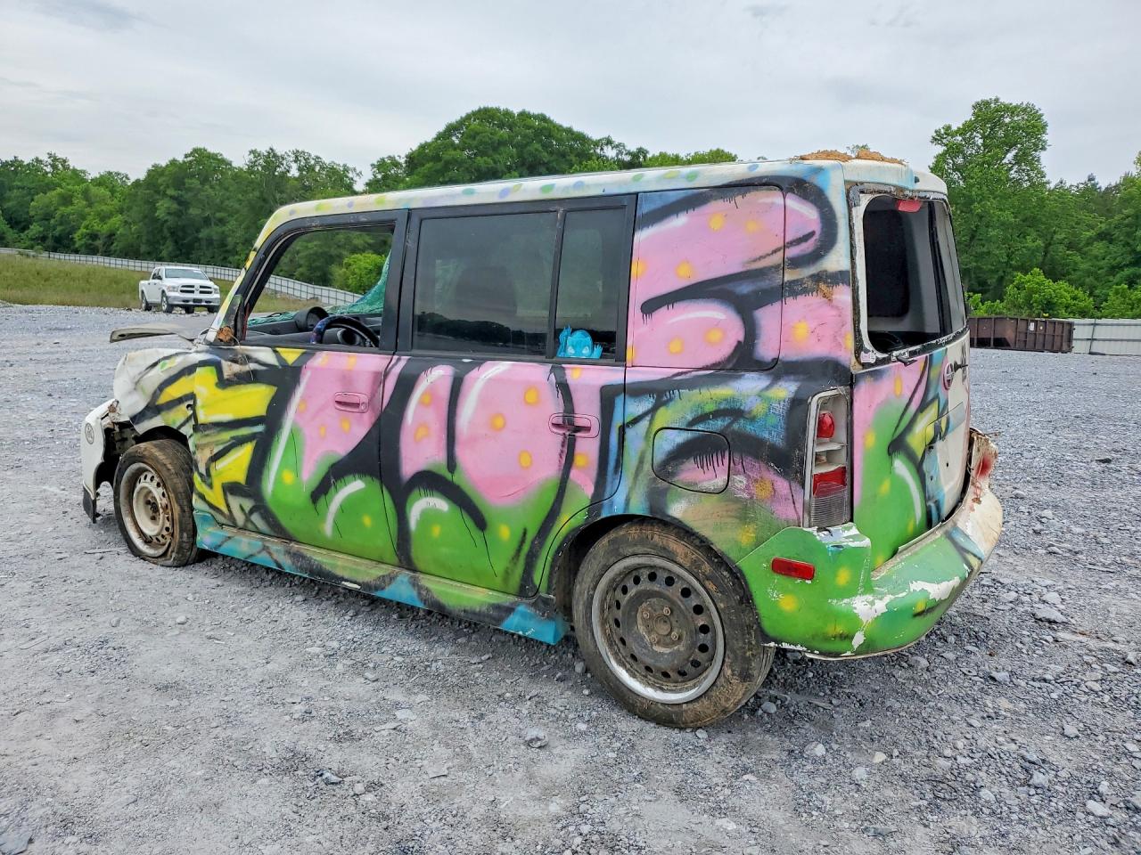 2006 Toyota Scion Xb White vin: JTLKT324964035336