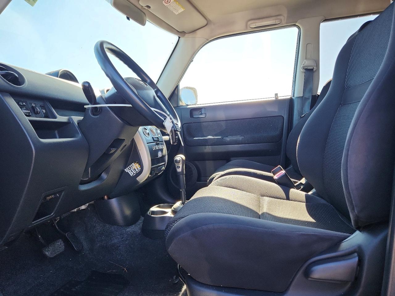 2006 Toyota Scion Xb Silver vin: JTLKT324964054694