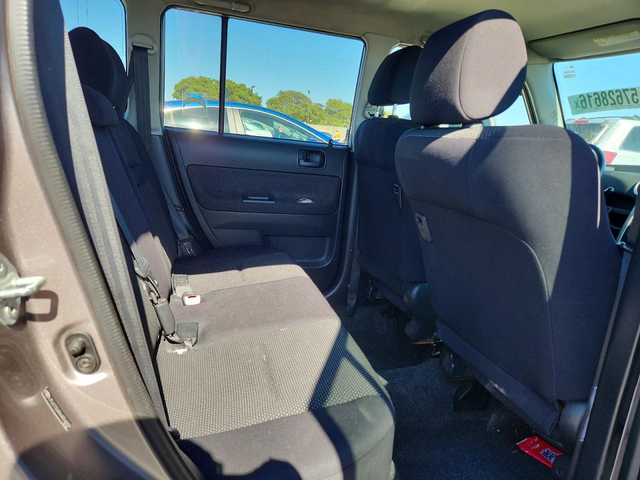 2006 Toyota Scion Xb Silver vin: JTLKT324964054694