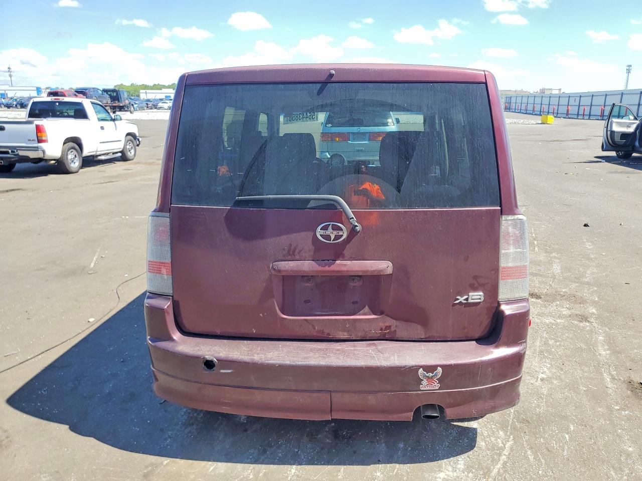 2006 Toyota Scion Xb Purple vin: JTLKT324964055845