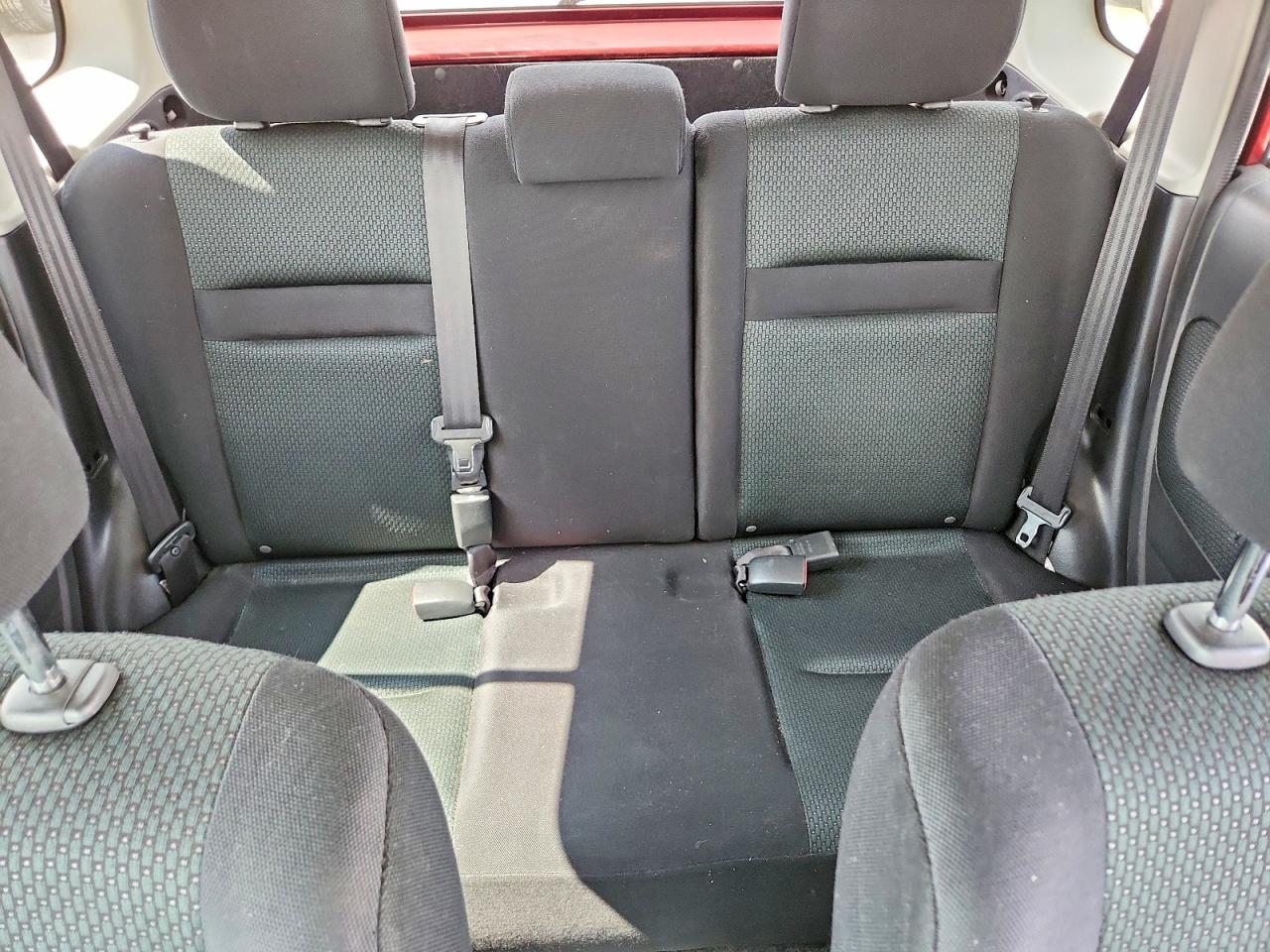 2006 Toyota Scion Xb Burgundy vin: JTLKT324964090269